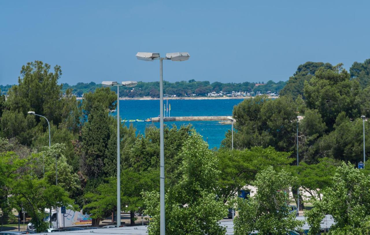 Val Di Sole Apartment Porec Exterior photo